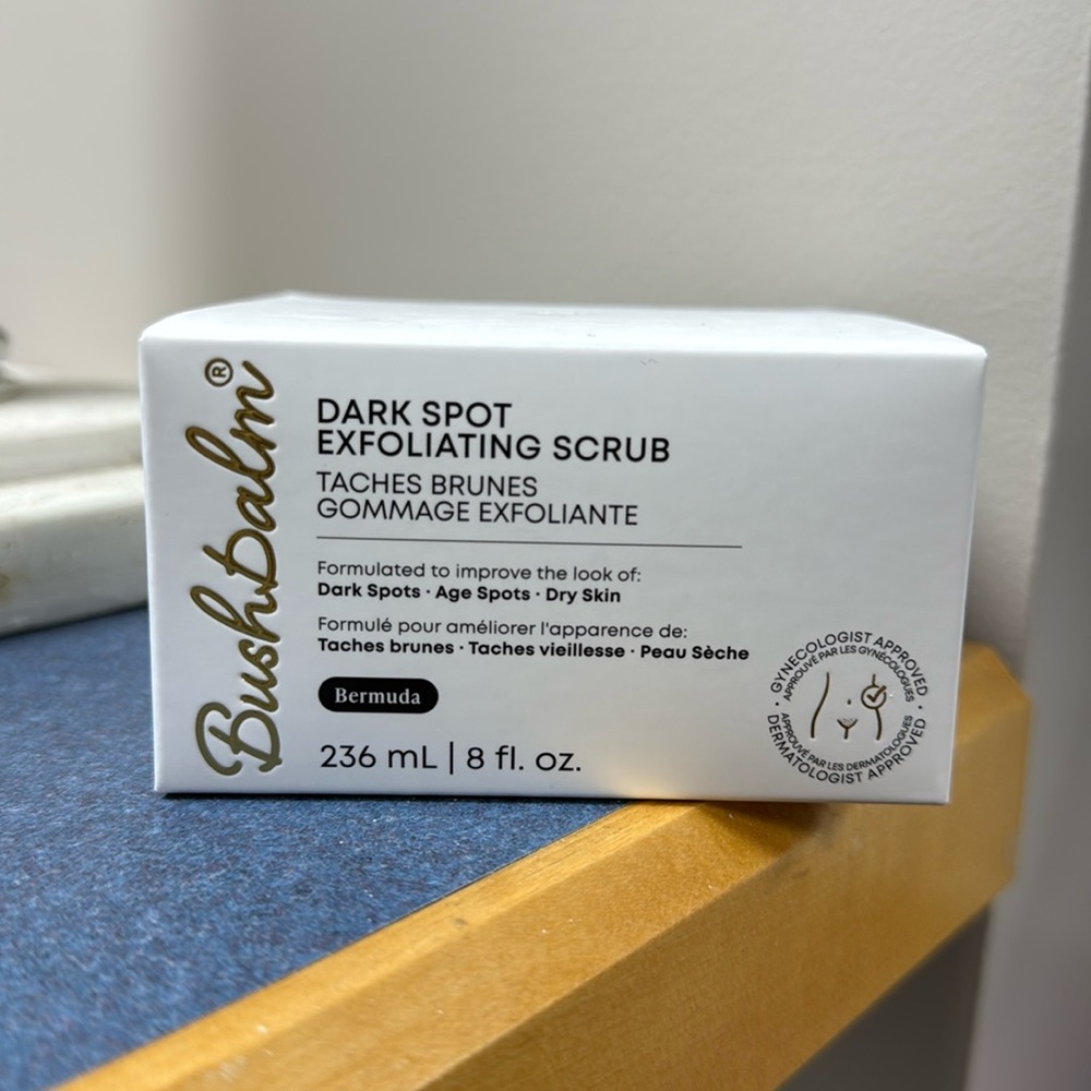 Bushbalm Dark Spot Exfoliating Scrub